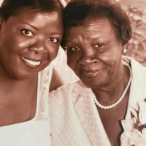 Meet your Posher, Carol